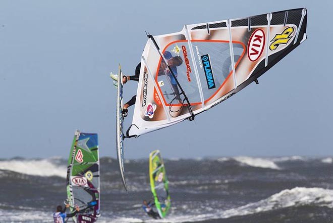 Double loop action from Campello - PWA KIA Cold Hawaii World Cup 2011 Day 4 © PWA World Tour http://www.pwaworldtour.com